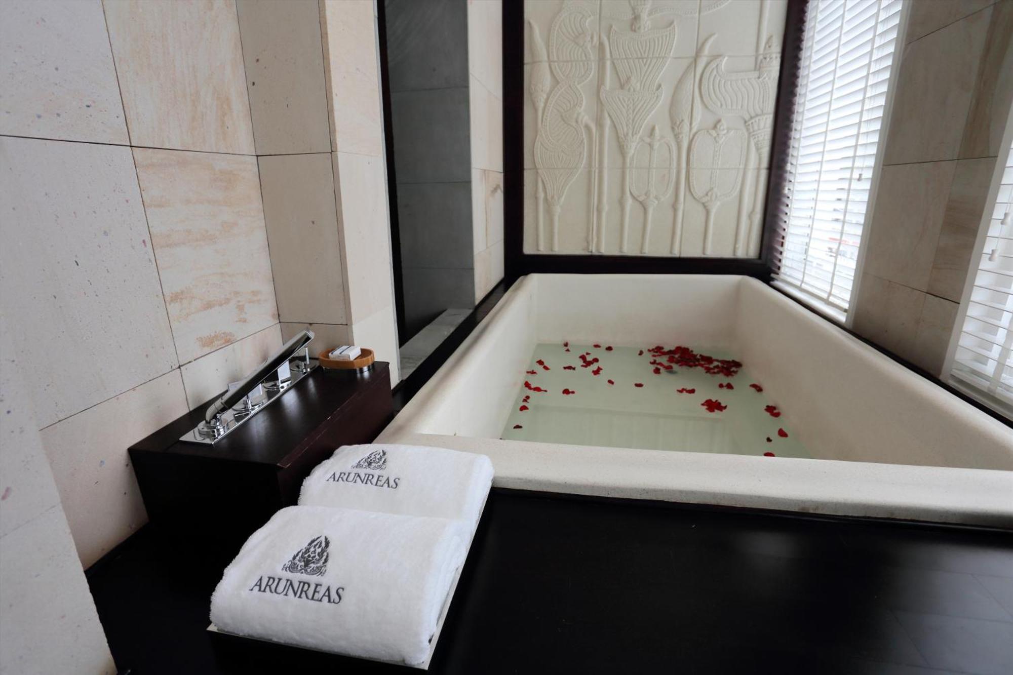 อรุณเรียส โฮเต็ล Hotel พนมเปญ ห้อง รูปภาพ